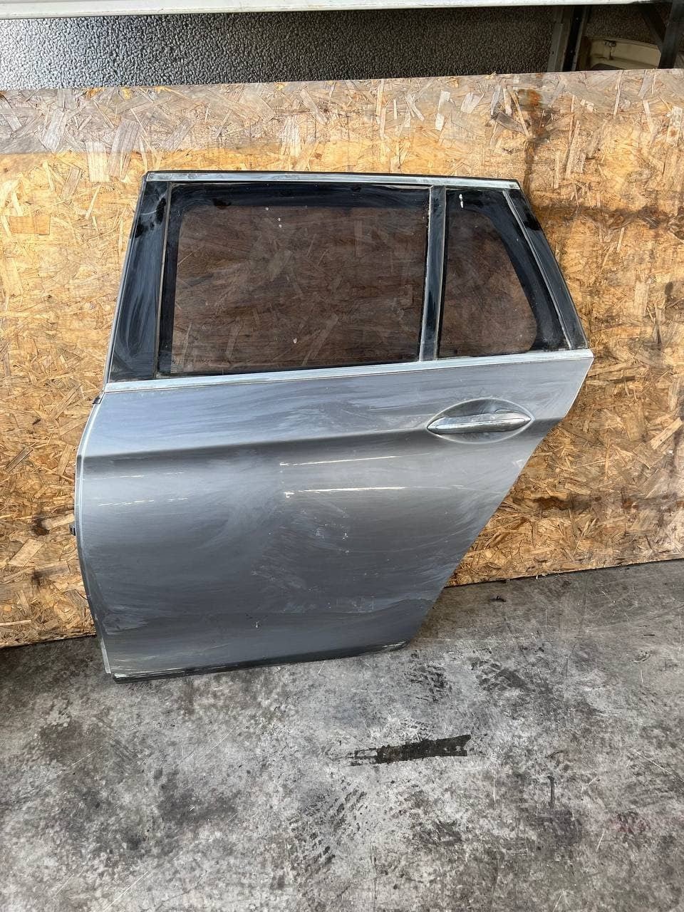 Porta portiera posteriore sinistra Bmw serie 5 F11 station wagon ( 2011-2017 )