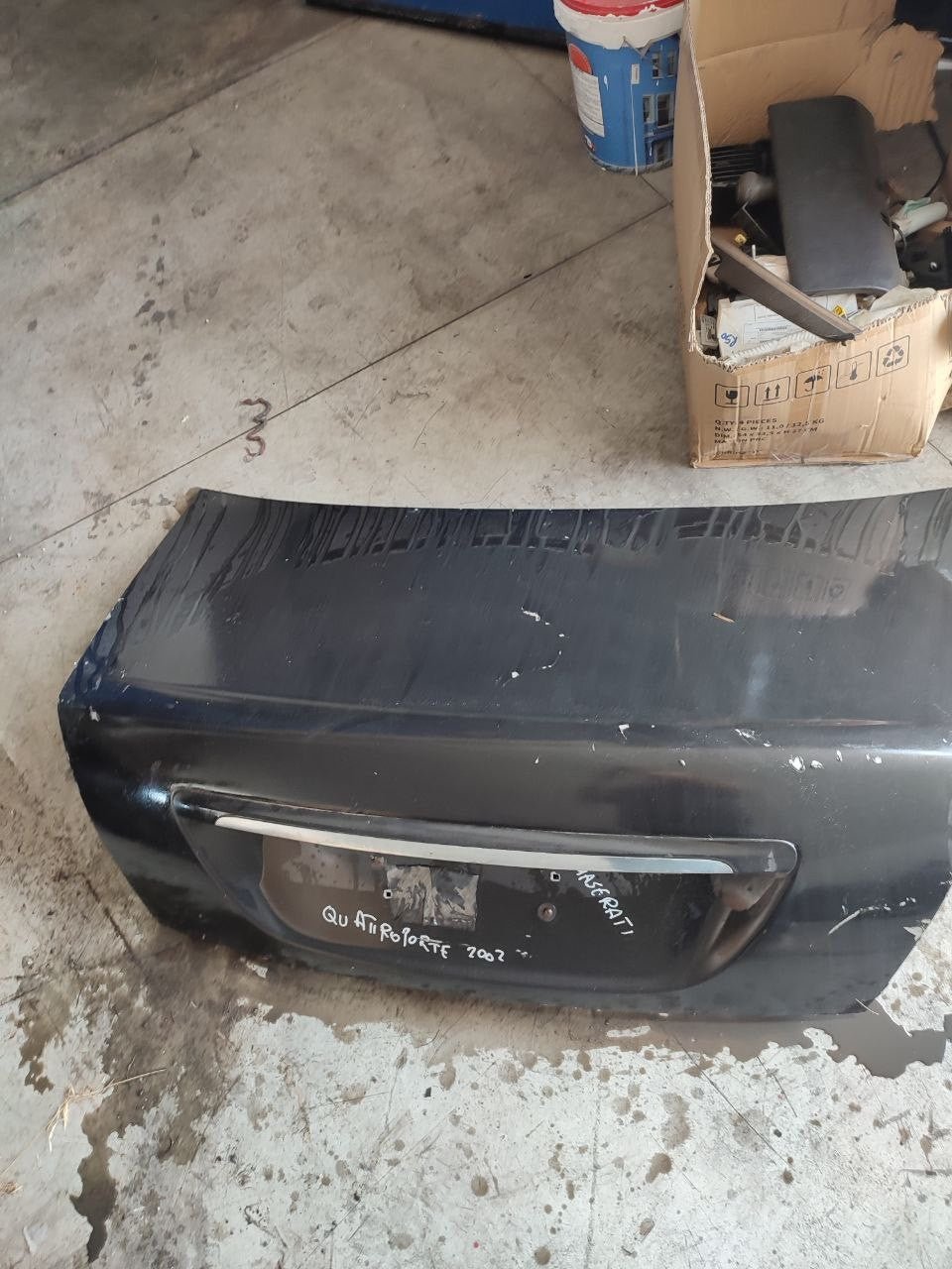 Portellone / Cofano posteriore Maserati Quattroporte ( 2005 )