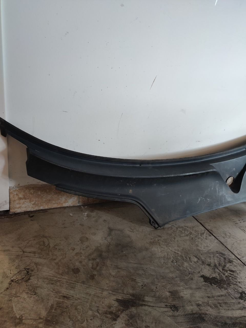 Protezione pannello superiore cappuccio Porsche Panamera (970) cod: 970 555 063 03