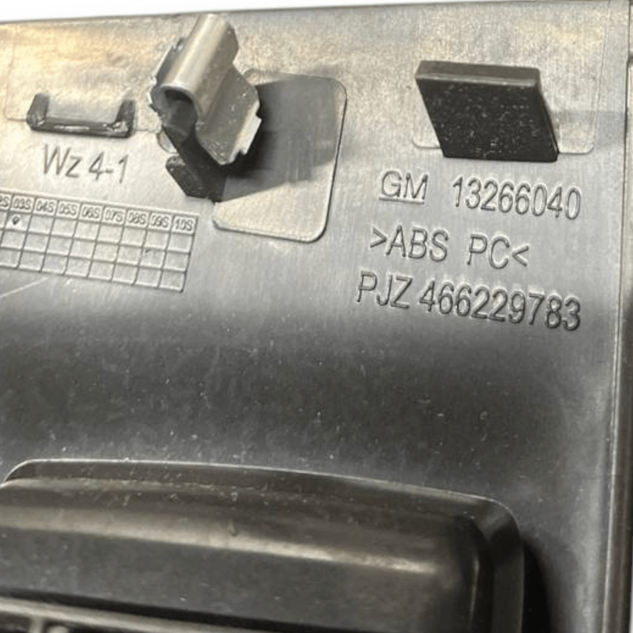 Pulsantiera Alzavetro anteriore sinistra (sx) Opel Meriva B (2010 al 2017) cod: 13266040
