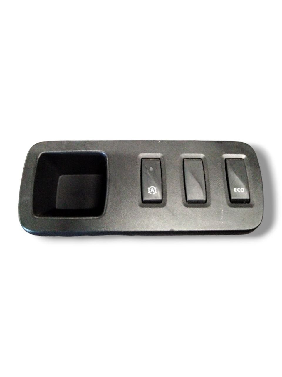 Pulsantiera Multifunzione cruscotto centrale Dacia Duster (2010-2017)cod.251638577R