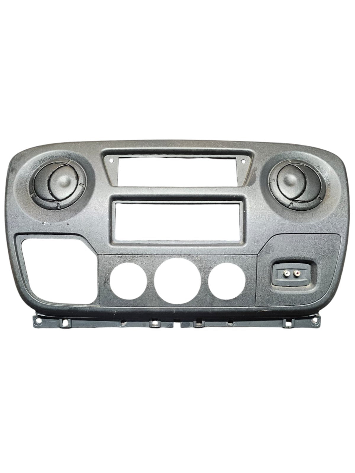 Renault Master (2014-2019) Cod:682600025R Mascherina Autoradio + Bocchette Aria + Ingresso Cavo AUX (2014-2019)
