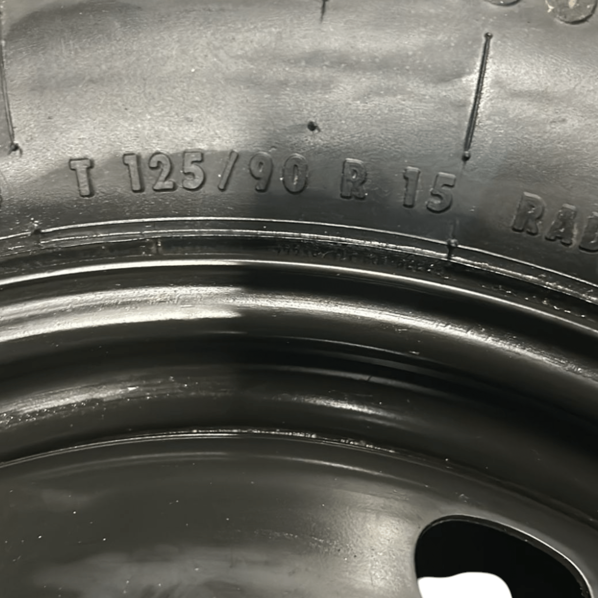 Ruota / Ruotino Di Scorta Nero Raggio 15 lancia Delta (2008 > 2014) cod:00517645070 125/90 r15