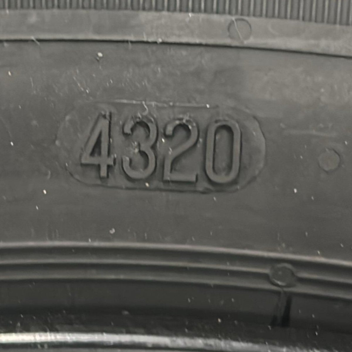 Ruotino di scorta Peugeot 508 II cod.1677094480 (5 fori / 135 / 80 r17) (2018 > ) + kit riparazione ruota
