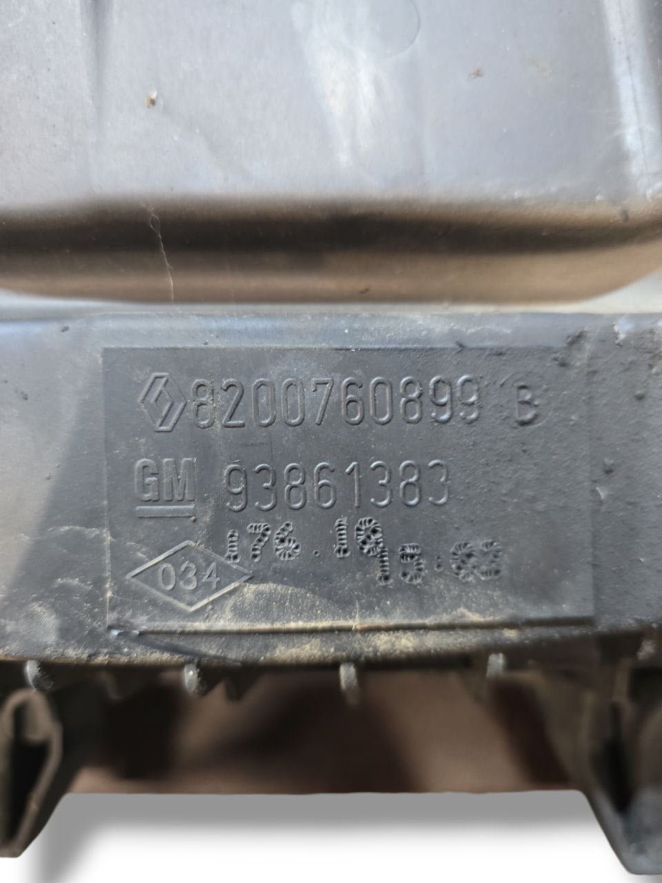 SCATOLA FLTRO OPEL VIVARO A 2.0 DIESEL (2001-2014) Cod : 8200760899B