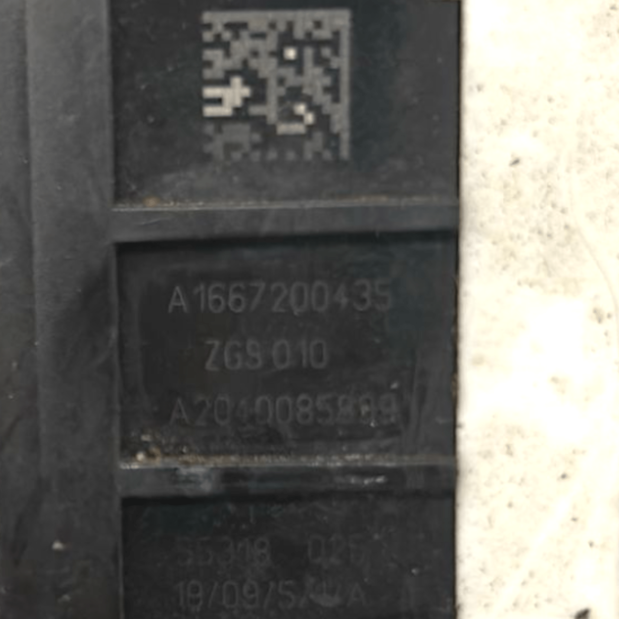 Serratura Porta Anteriore Destra Mercedes Benz classe A W176 cod:A1667200435 (2012 > 2018)