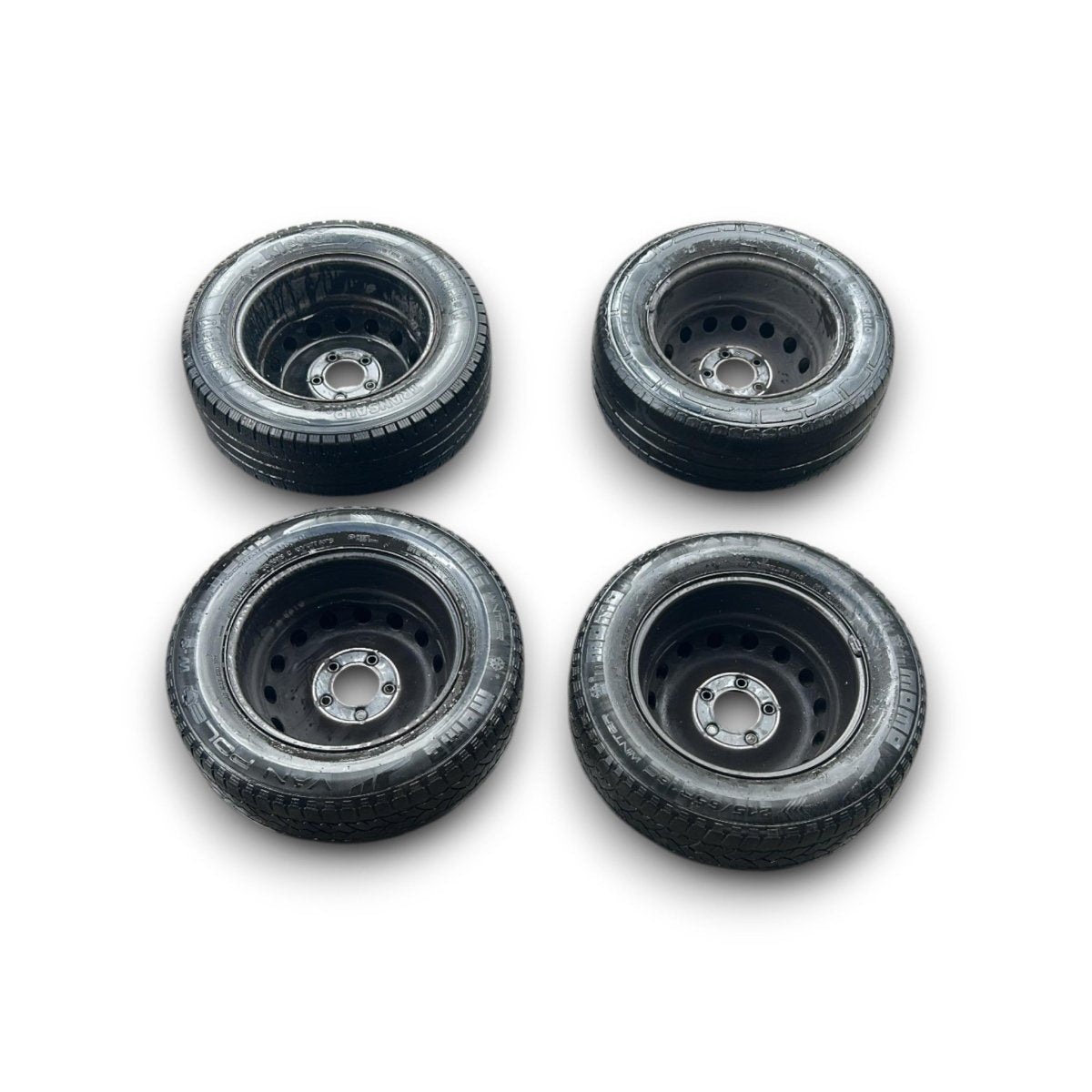 Set 4 Cerchi In Ferro Renault Master III cod.403000037R (5 Fori / 215 / 65 R16) (2014 > ) cod.8200684598