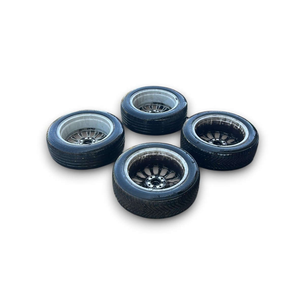 Set 4 cerchi in lega Ford B - Max cod.av11-1007-cb (4 fori / 195 / 55 r16) (2012 > 2018)