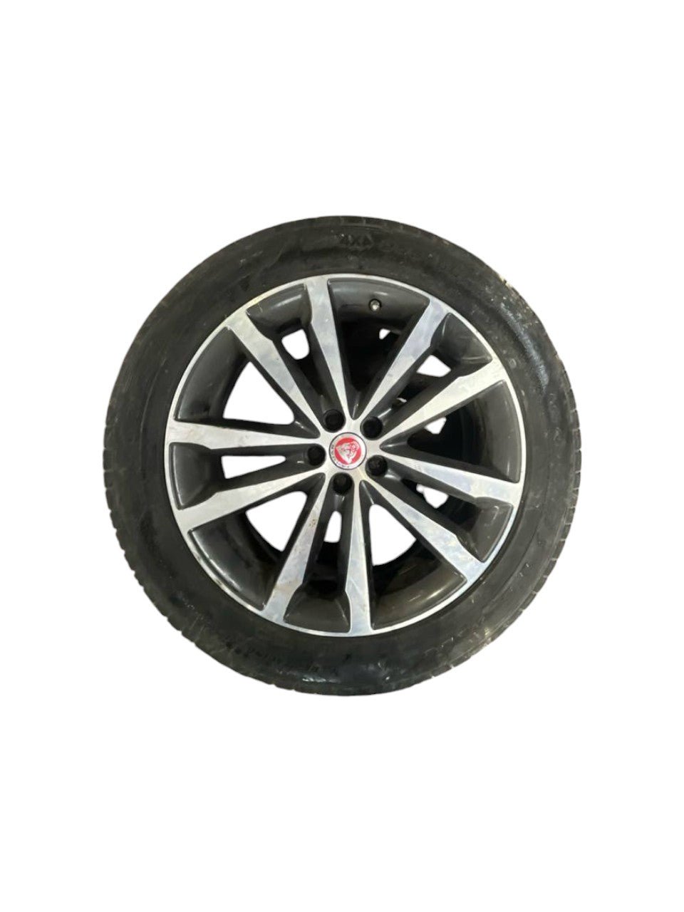 Set 4 cerchi in lega R20 con gomme neri Jaguar F-Pace X761 (2017->) cod.HK8M-1007-GA 255 / 50 / R20