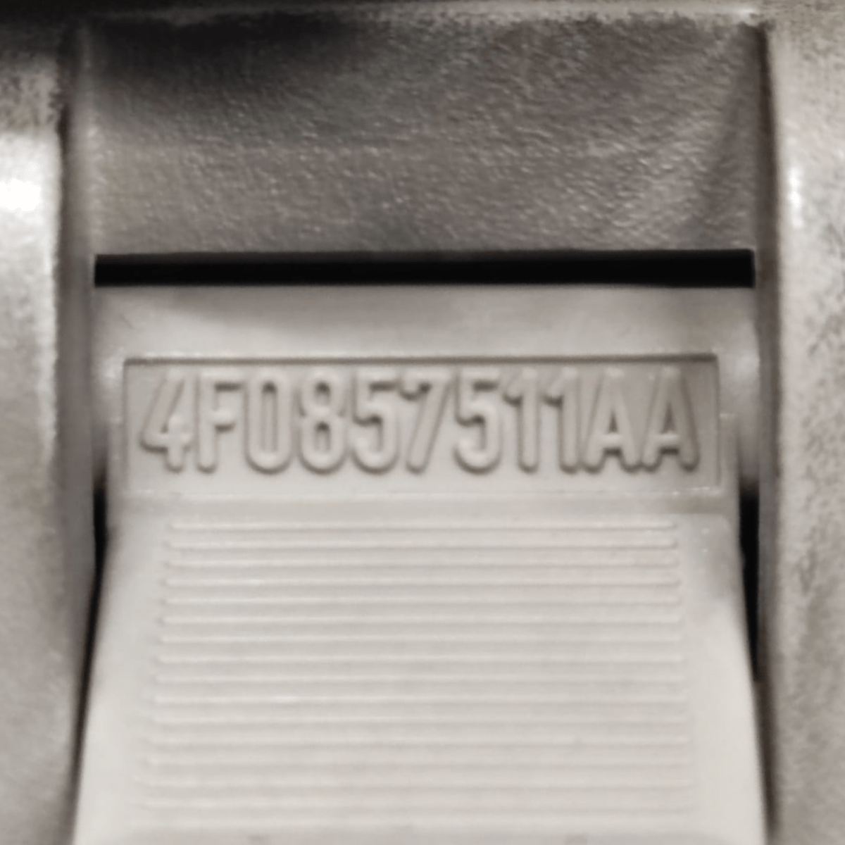 Specchietto centrale audi q7 cod: 4f0857511aa (2005-2015)