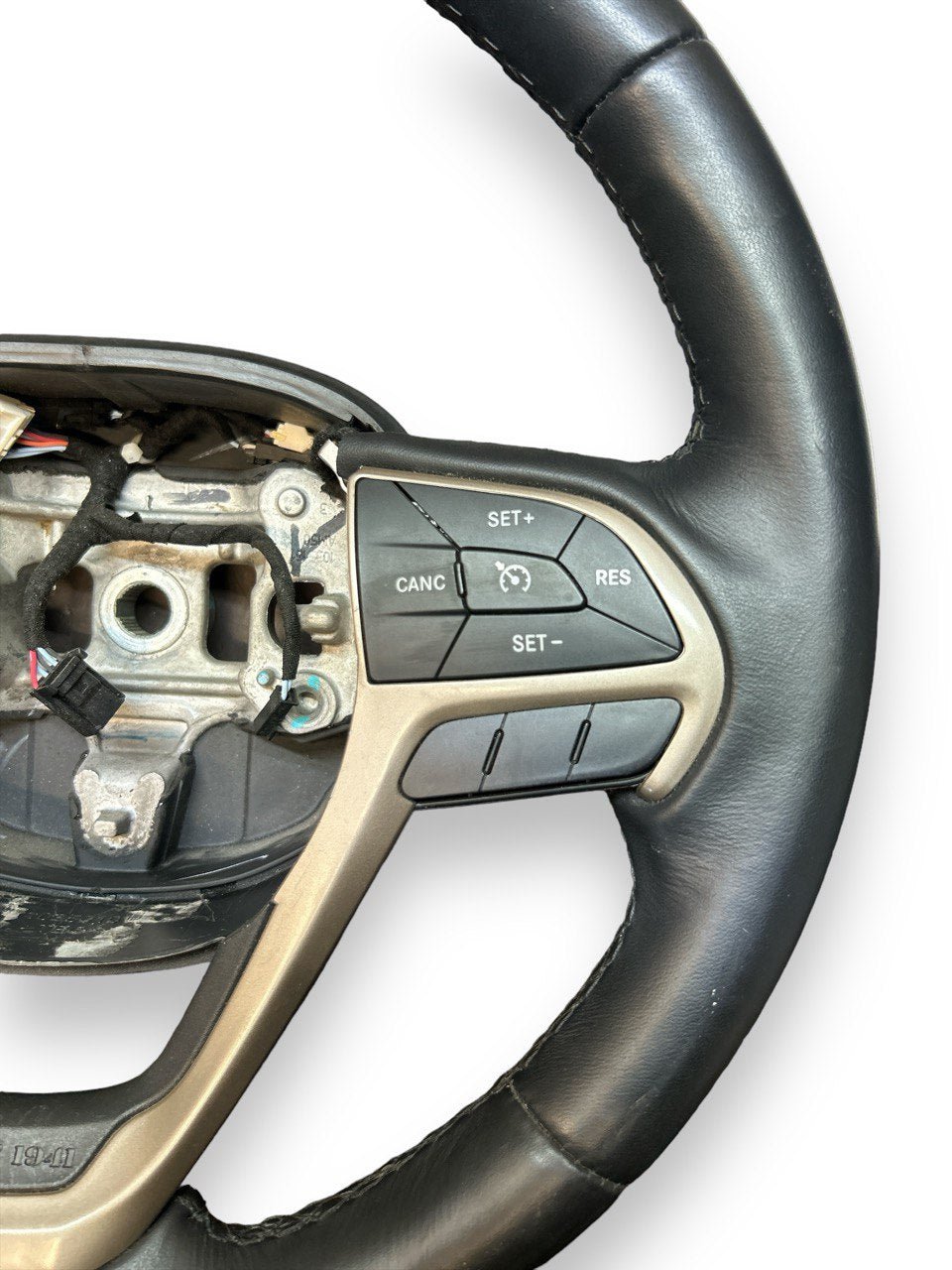 Sterzo / Volante Jeep Cherokee (2013 > ) - BIBA-RICAMBI