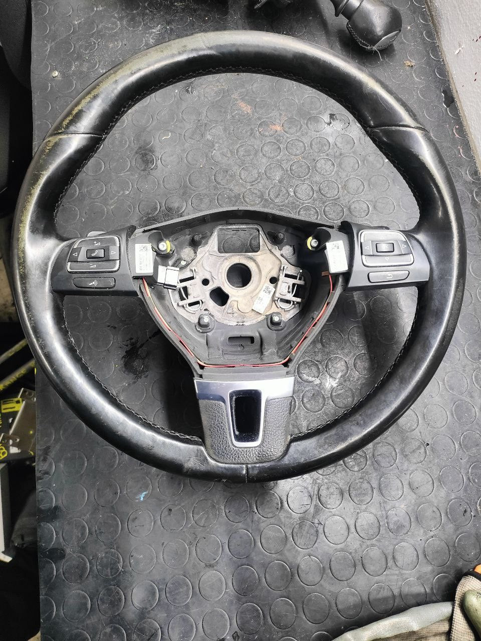 Sterzo Volante Volkswagen Passat 1.4 tsi ( b6 - 2006 ) cod 3c8959538f ( con palette cambio automatico )