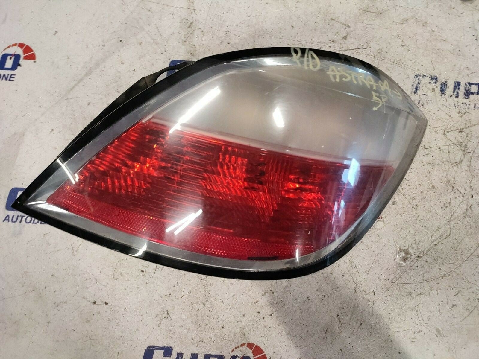 Stop Fanale Posteriore Destro Opel Astra H 5 porte ( 2004 - 2010 ) cod 93190305 008653-02