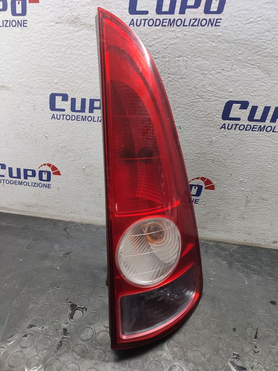 Stop Fanale Posteriore Destro Renault Espace (2005) Cod:8200027152
