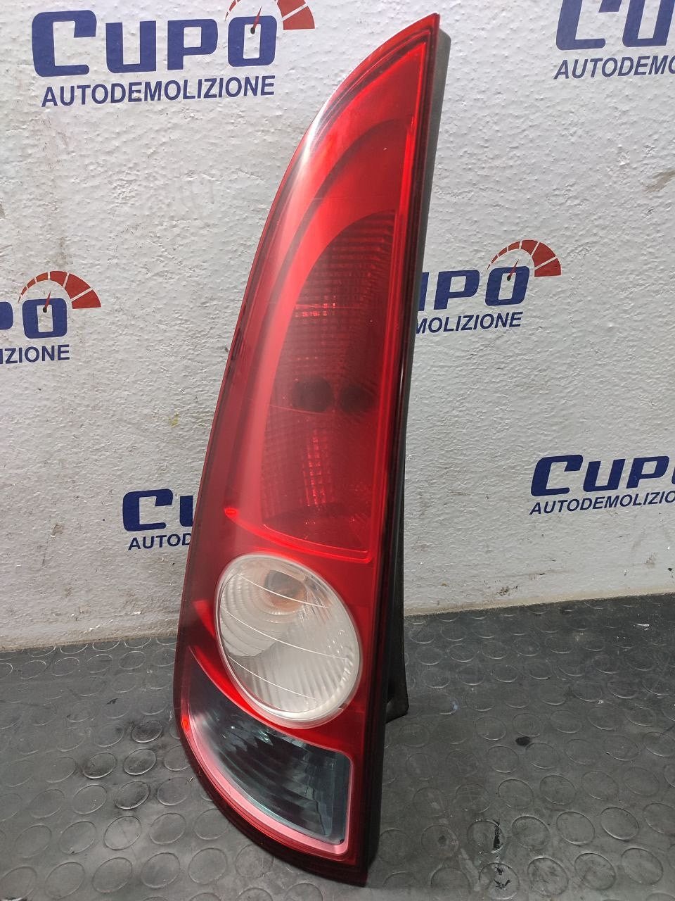 Stop Fanale Posteriore Sinistro Renault Espace (2005) Cod:8200027153 - BIBA-RICAMBI