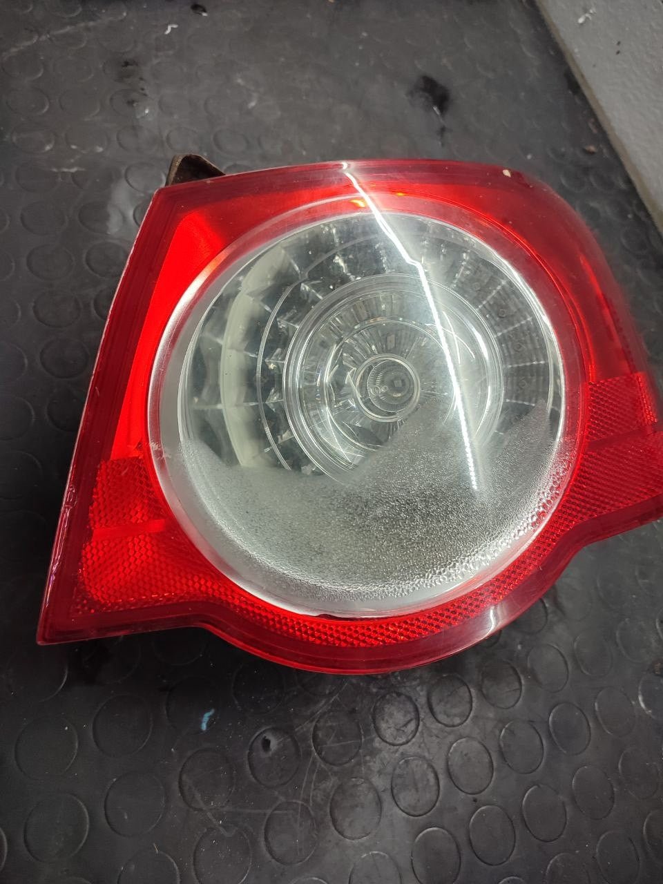 Stop posteriore destro Volkswagen Passat 1.4 tsi ( 2006 - b6 ) cod 3C9945096N