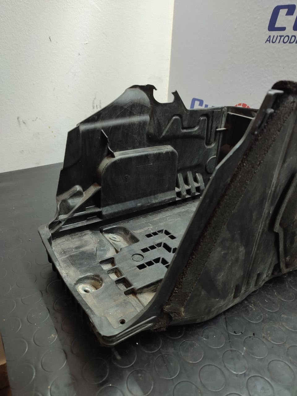 Supporto / Alloggio Batteria RANGE ROVER EVOQ 2.2 D cod: 6g9n-10757-af