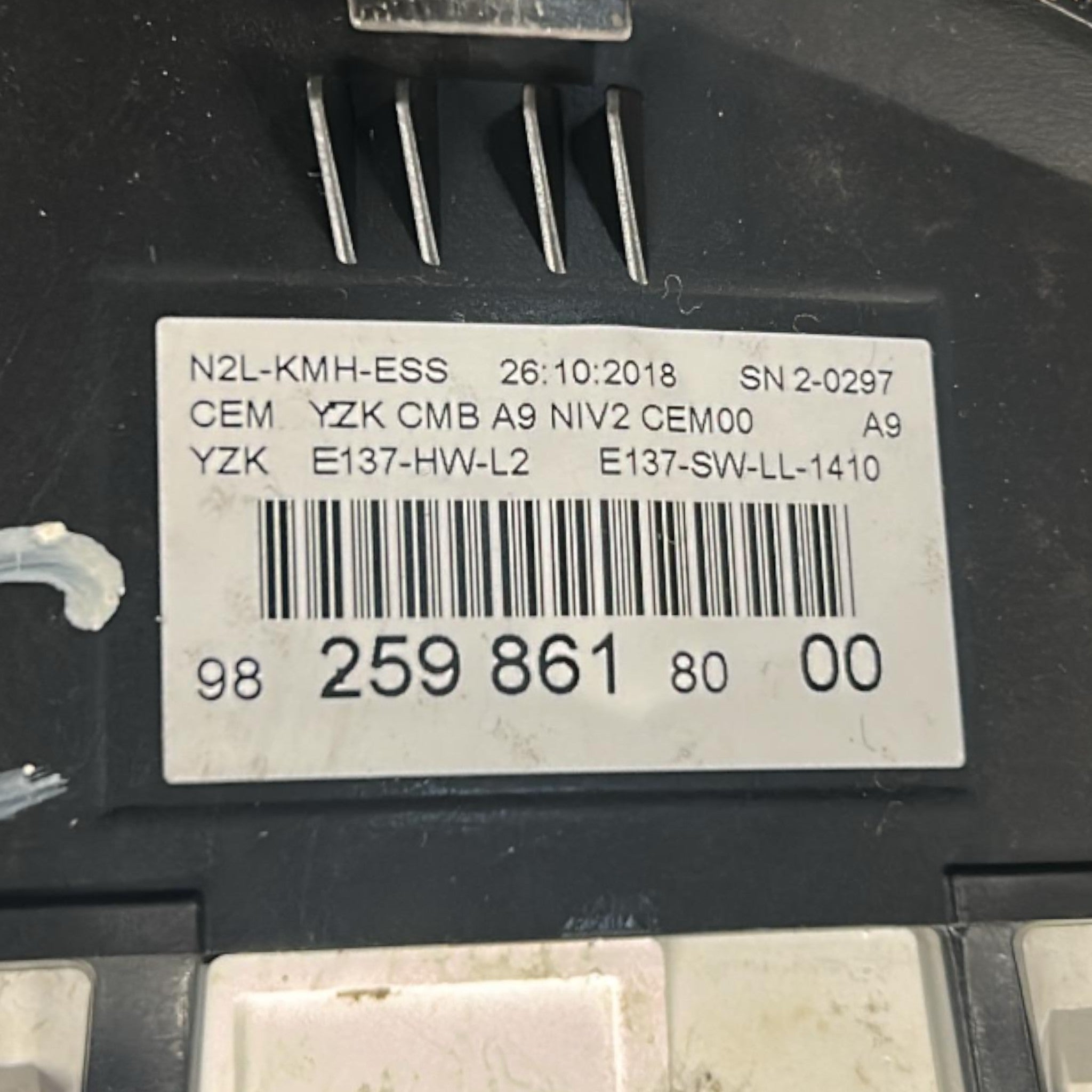 Tachimetro / Contachilometri Peugeot 208 I cod.9825986180 1.2 Benzina (2012 > 2019)