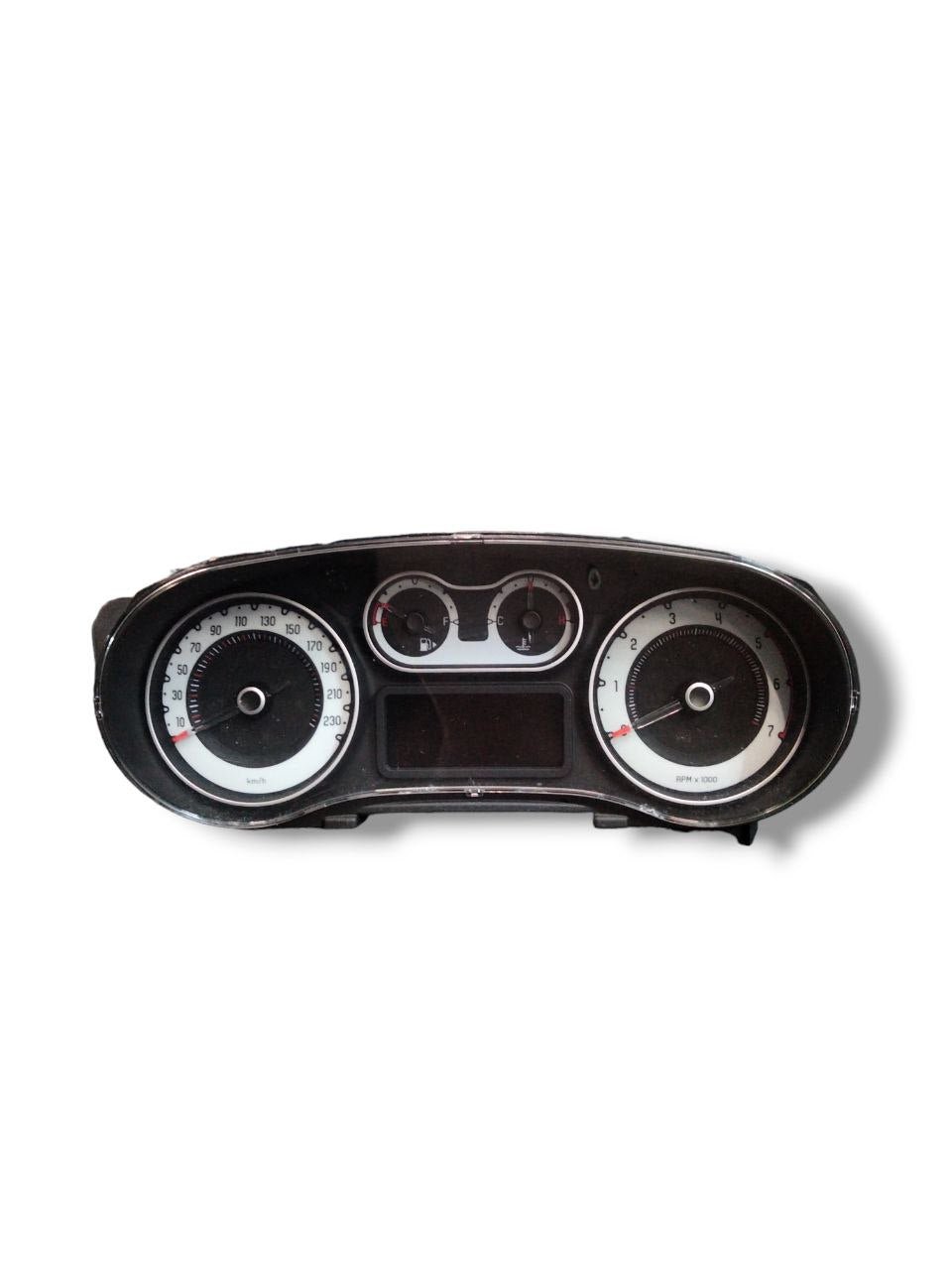Tachimetro / Quadro Strumenti / Contachilometri Fiat 500 L manuale 1.3 diesel (2017)cod.52003375