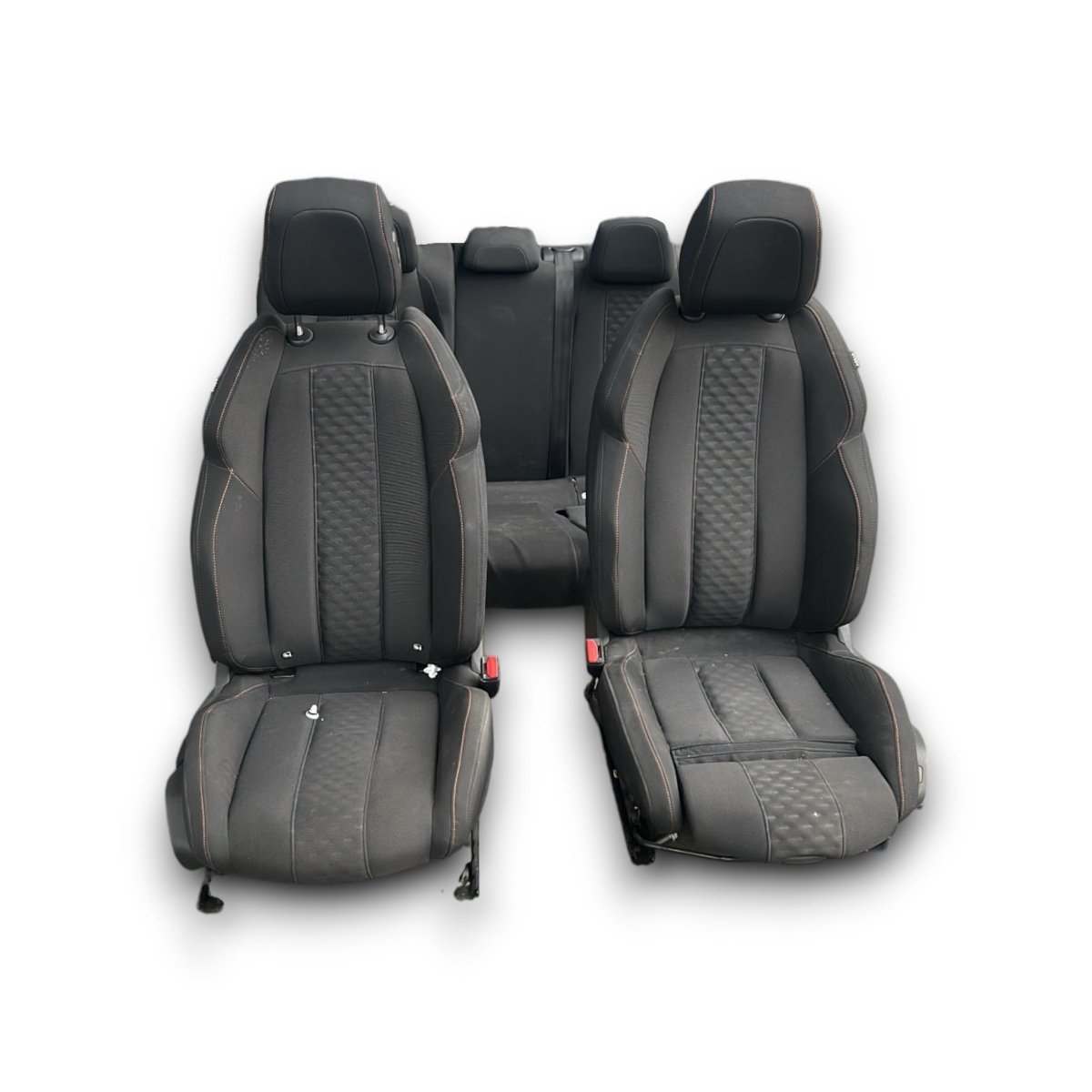 Tappezzeria / sedili in stoffa e pelle nera e grigia Peugeot 508 II SW (2018 > ) con cuciture arancioni