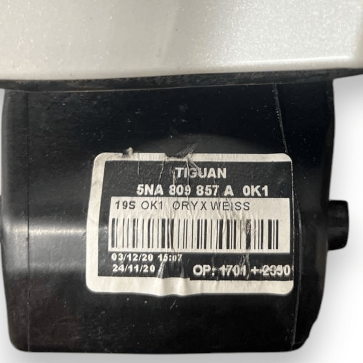 Tappo / Sportello Serbatoio Volkswagen Tiguan AD (2016 al 2023) cod: 5NA809857A