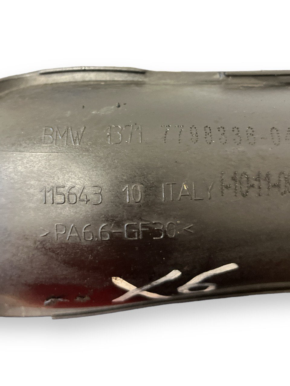 Tubo Aspirazione Filtro Aria Bmw Serie 1 E87 / Bmw Serie 1 E81 2.0 Diesel (2004 al 2012) cod: 11564310