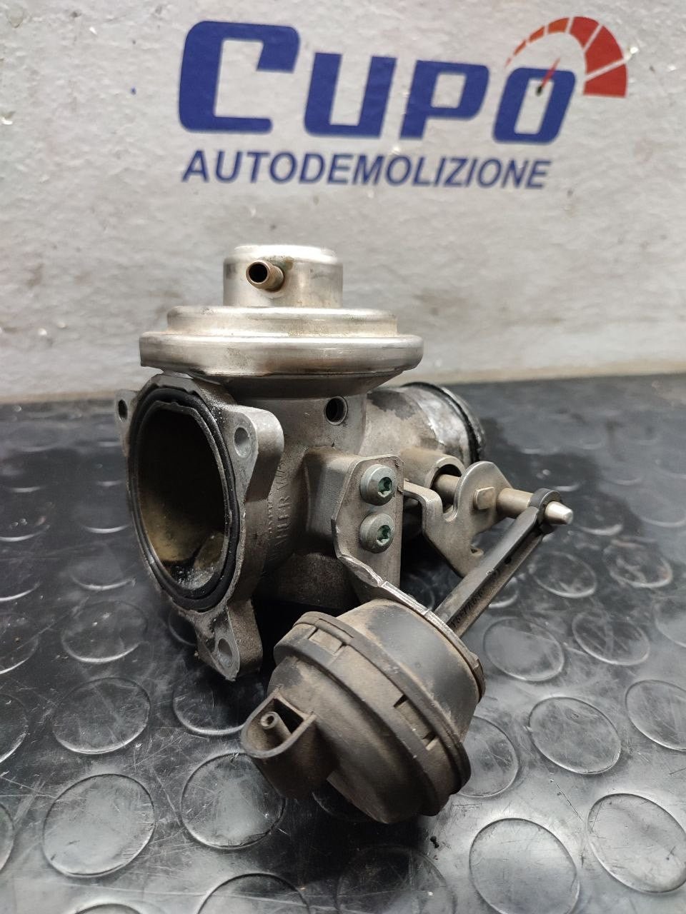 Valvola Egr Volkswagen Golf 4 (2004) Cod:038129637B