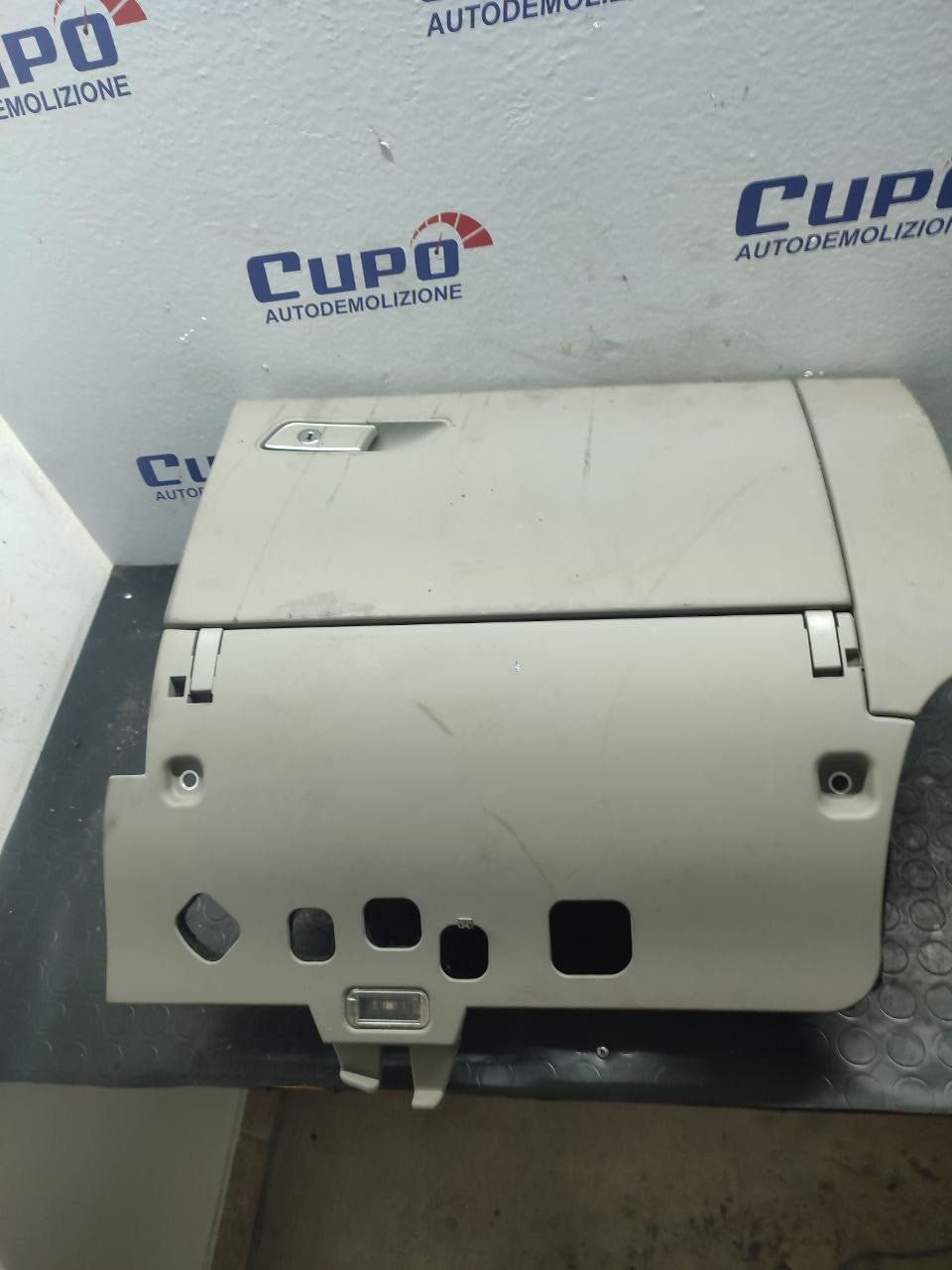 Vano cassetto portaoggetti Audi A8 ( 4h ) cod 4h1857096