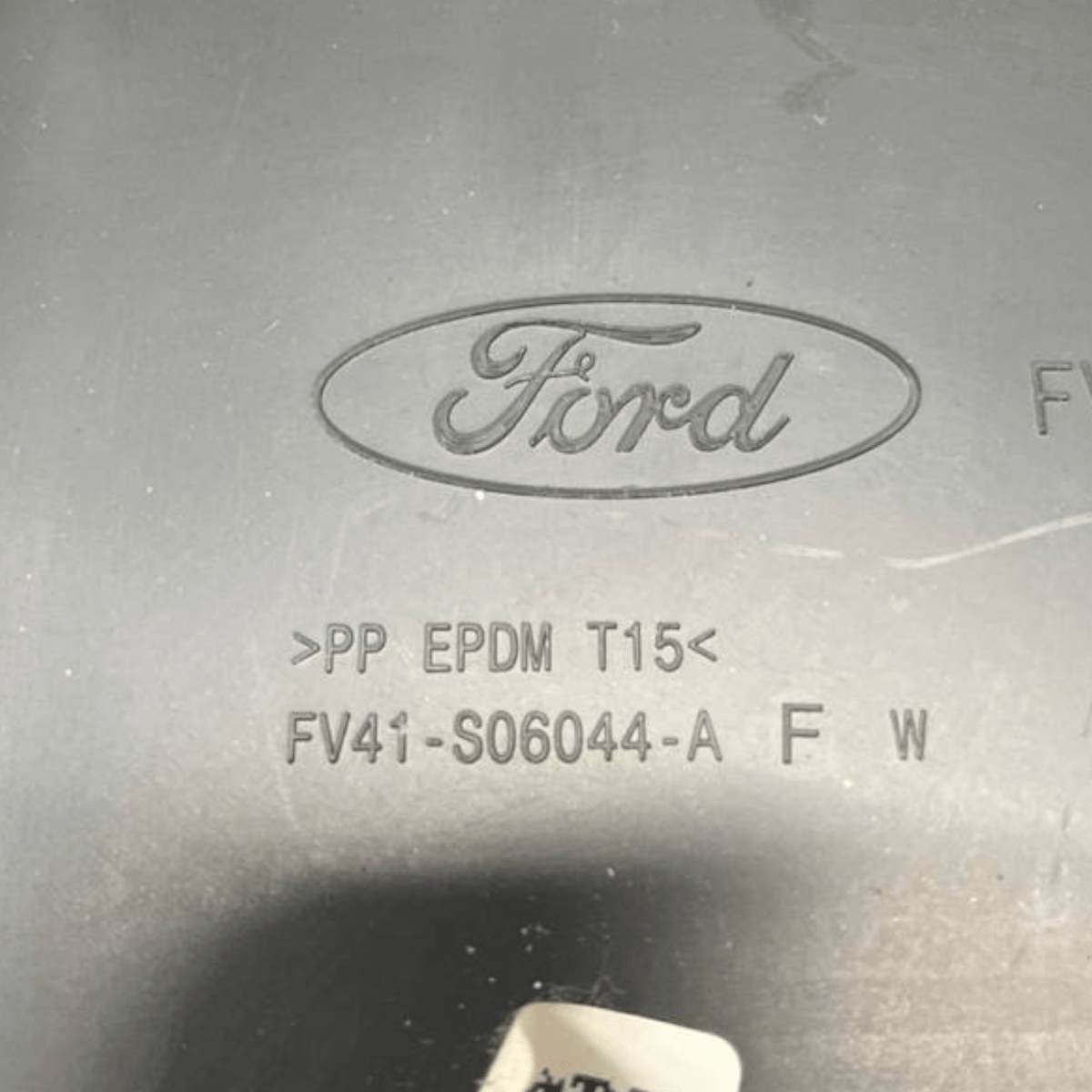 Vano / Cassetto Portaoggetti Ford Kuga II (2012 al 2020) cod: FV41-S06044-A
