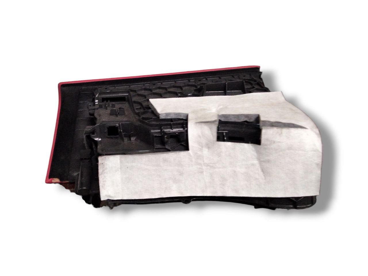 Vano Porta Oggetti Bmw Serie 3 F30/ F31 / F34 / F35 (2012-2019) cod.9228283