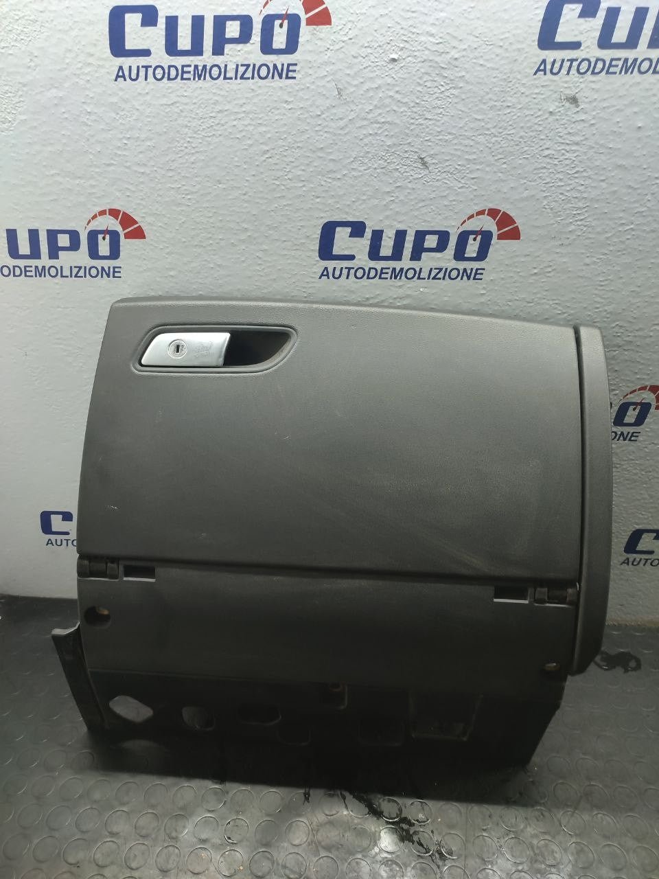 Vano Portaoggetti Cruscotto Lato Destro Completo Sistema Audio CD Changer AUDI A6 / A7 / 4g (2012) Cod:Z02450-002 / 4H0035108E