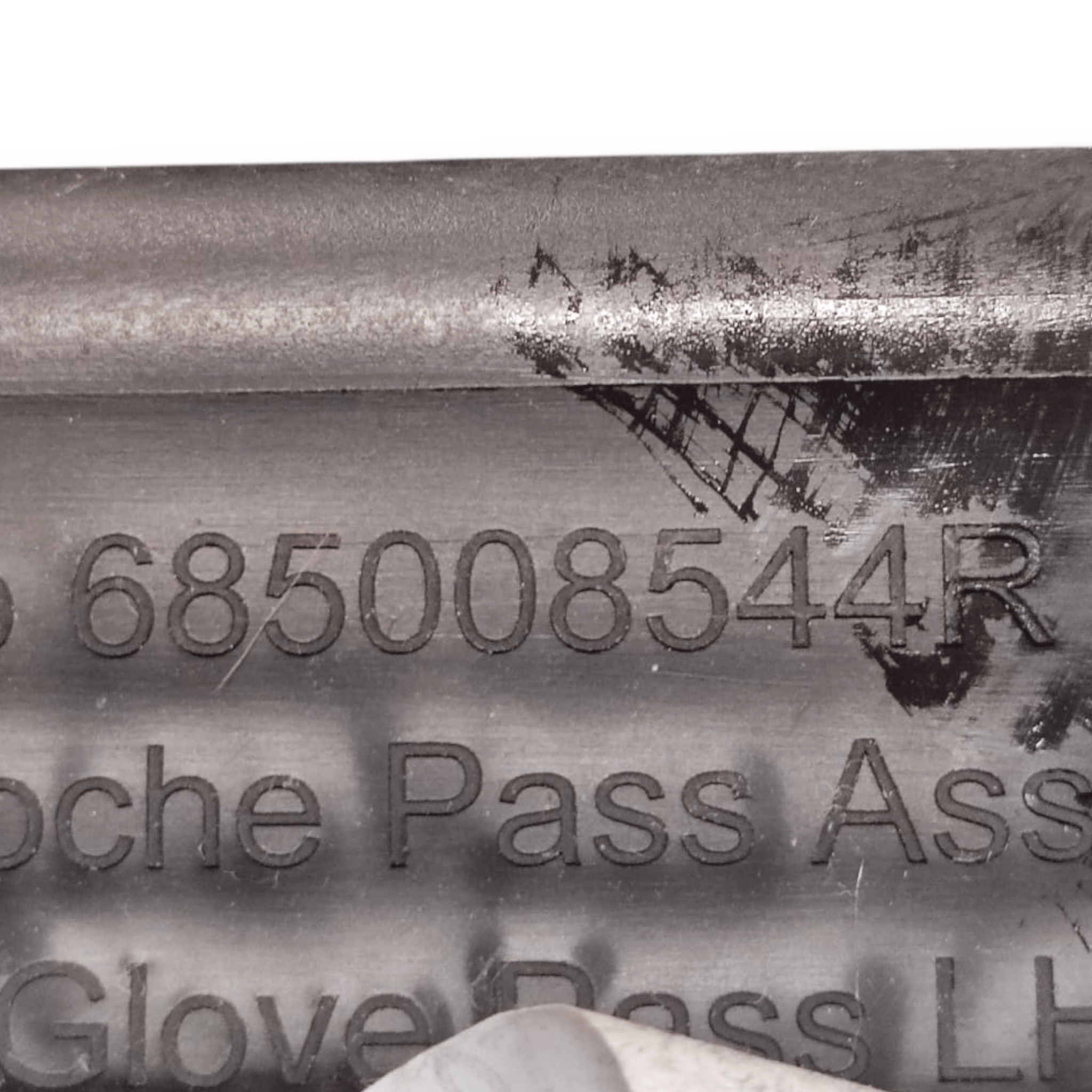 Vano Portaoggetti Dacia Sandero COD: 685008544R (2020>)
