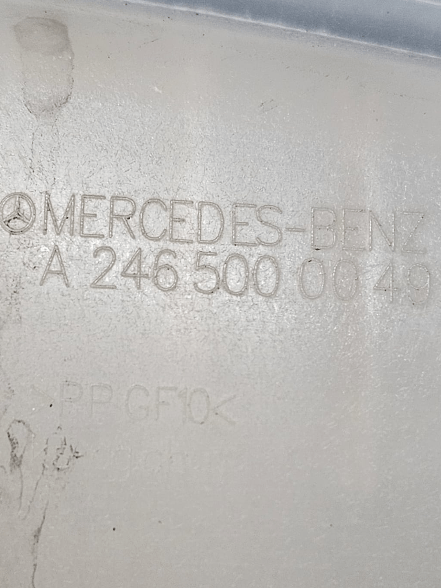 Vaschetta Liquido Refrigerante Mercedes CLA W117 Cod:A2465000049 (2013-2019)