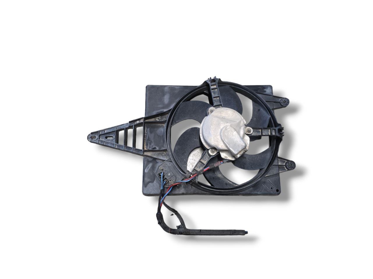 Ventola Radiatore Alfa Romeo 146 1.4 Benzina (1995-2001) Cod : 8240077