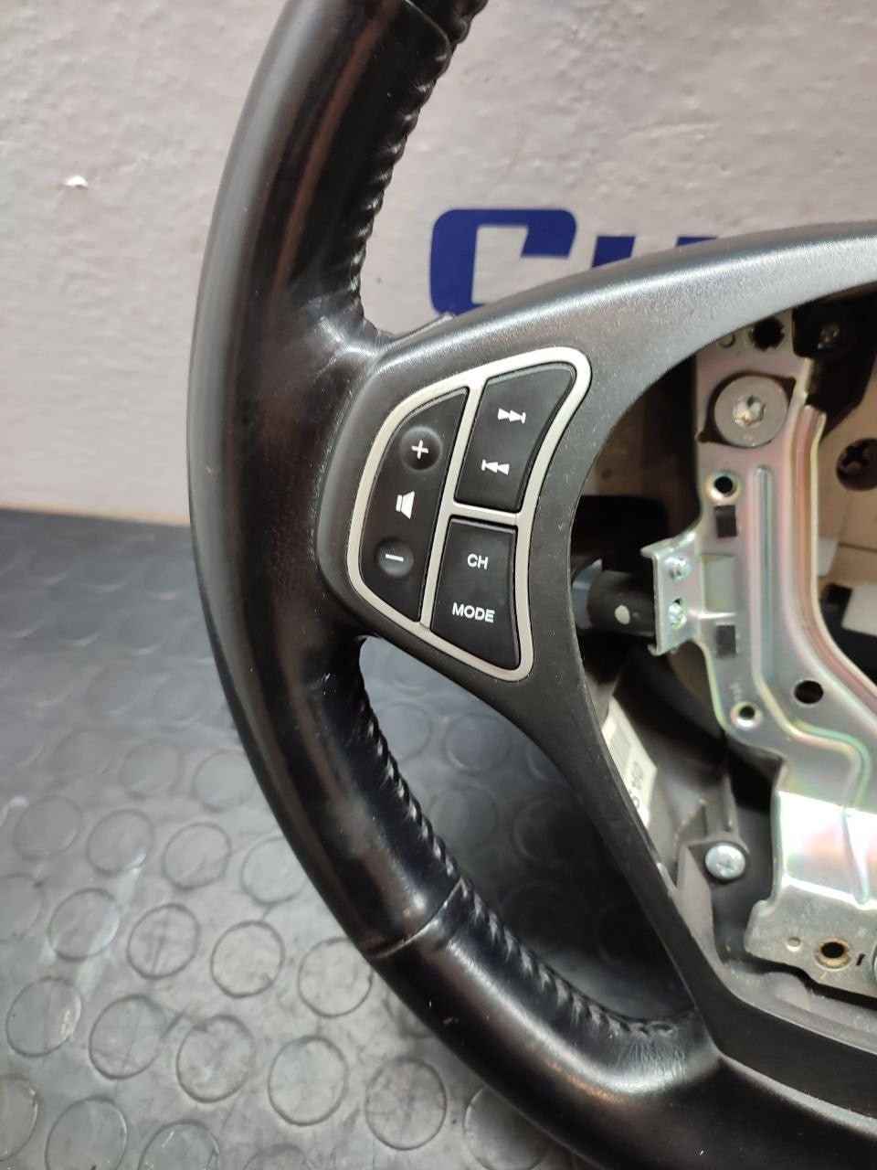 Volante Sterzo Kia Cee'd mk1 2008 con comandi multifunzione