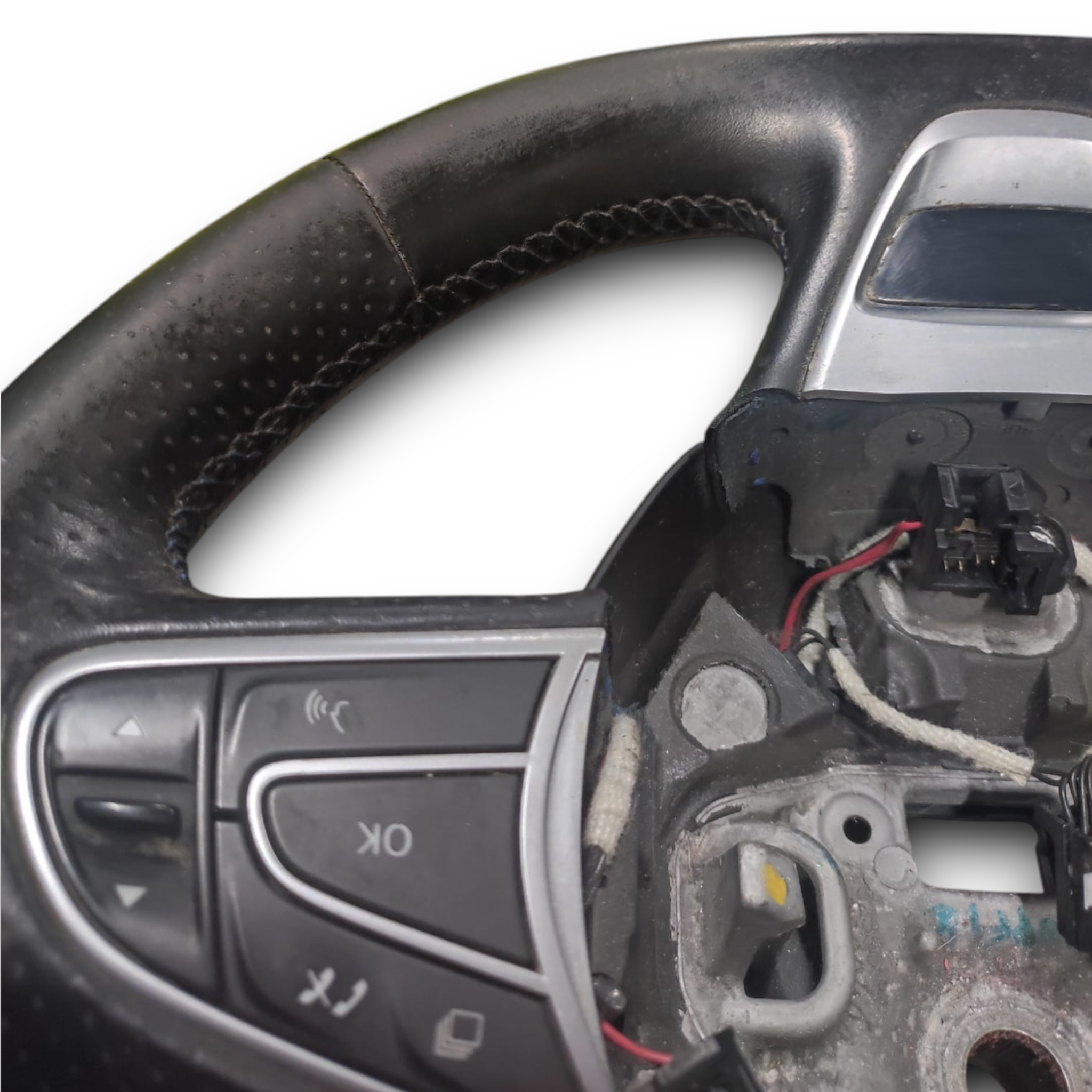Volante / sterzo renault megane IV cod: 484008738r (2015-) - BIBA-RICAMBI