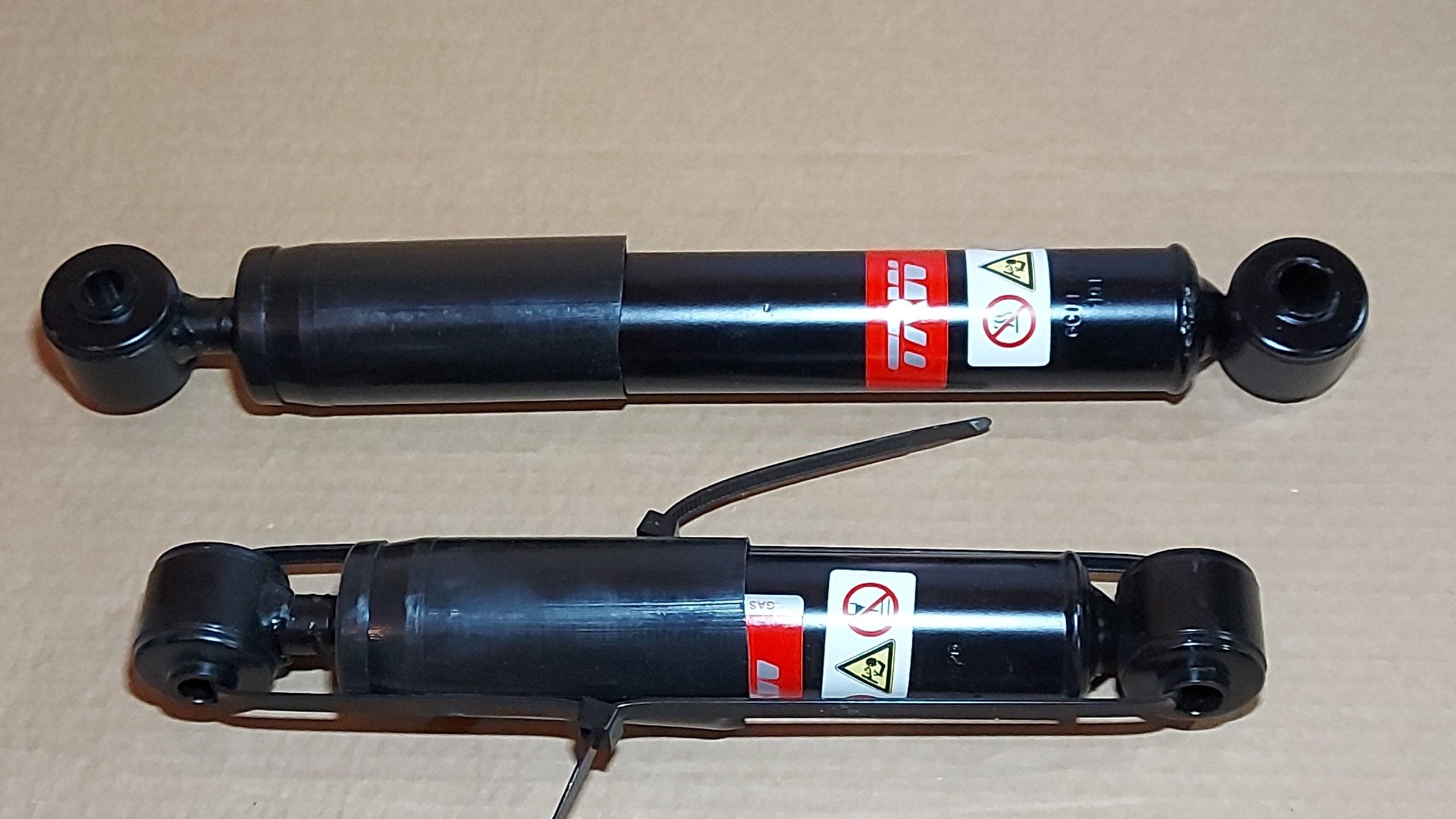 Ammortizzatori Posteriori Citroen Berlingo | Xsara | Zx | Peugeot 205 | 306 | 309 Marca Trw JGT263T BIBA-RICAMBI