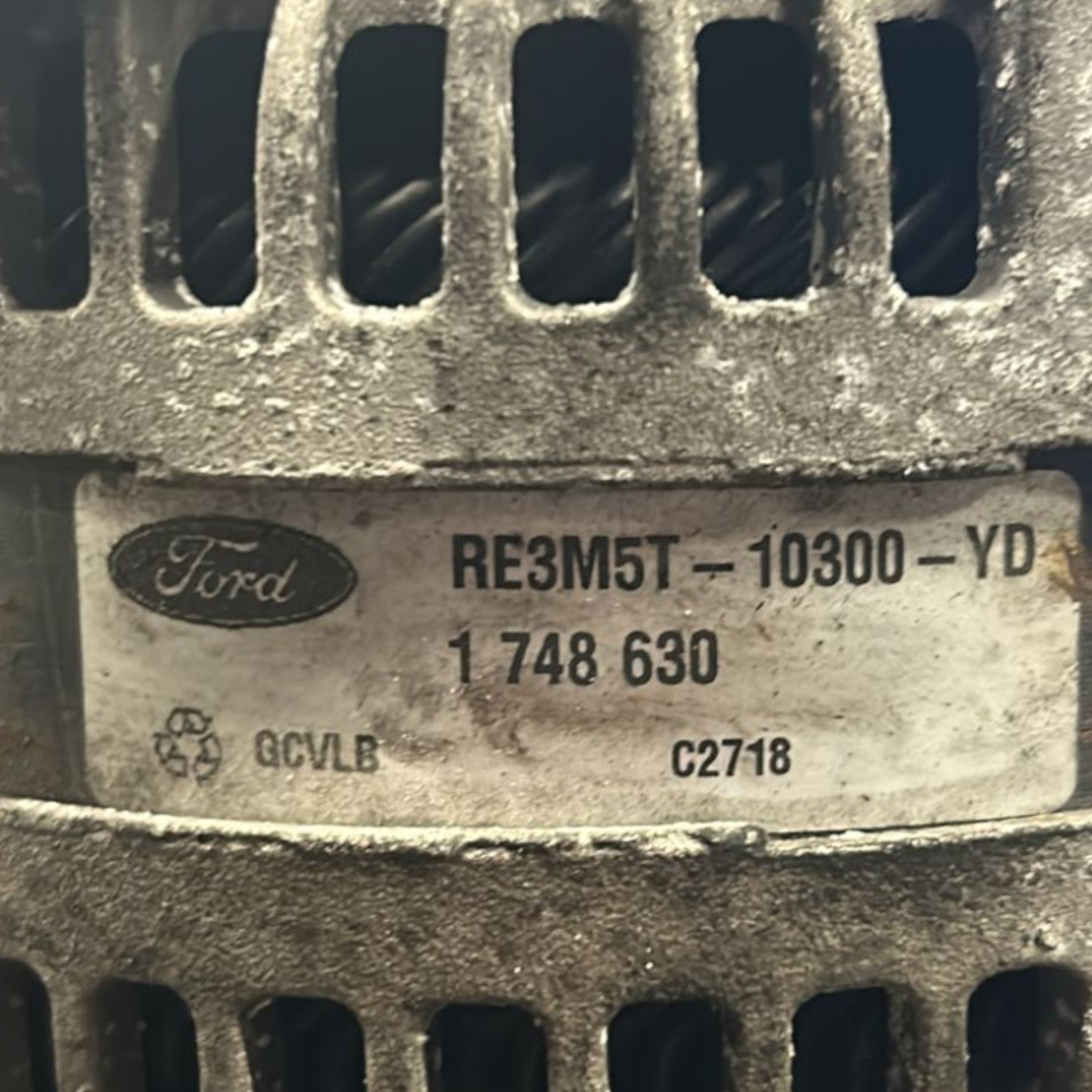 Alternatore Ford Kuga I 2.0 Diesel (2008 > 2012) cod.3M5T-10300-YD