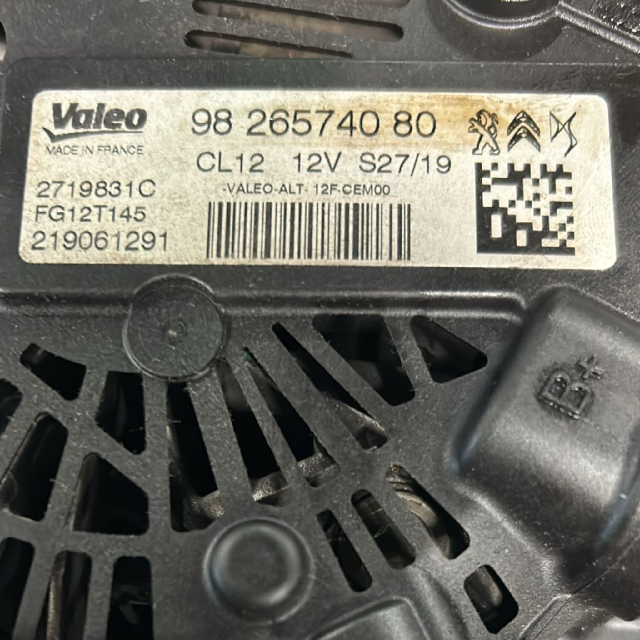 Alternatore Peugeot 208 1.2 Benzina (2019 >) cod:9826574080