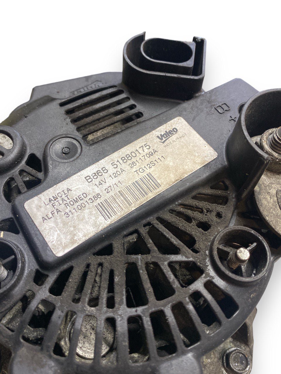 Alternatore Volkswagen Golf 5( 1.9 Diesel - 2005 ) cod. 1K0820803N