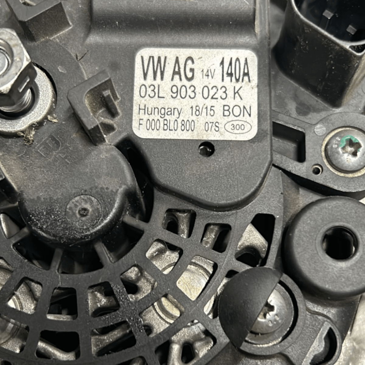 Alternatore Volkswagen Golf VII 2.0 Diesel cod:03L903023K (2012 > 2017)