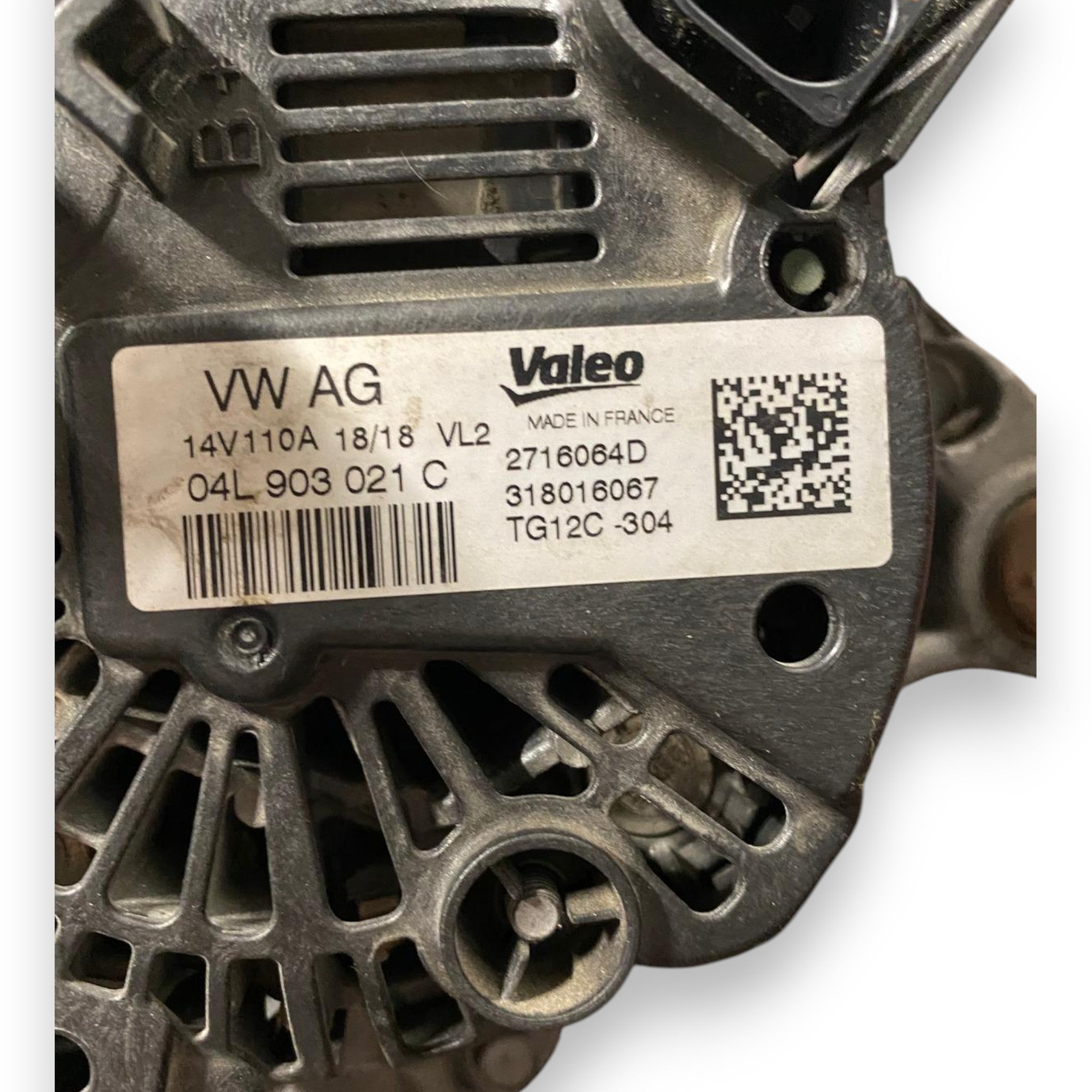 Alternatore Volkswagen Polo VI AW1 1.6 Diesel (2017-) Cod: 04L903021C