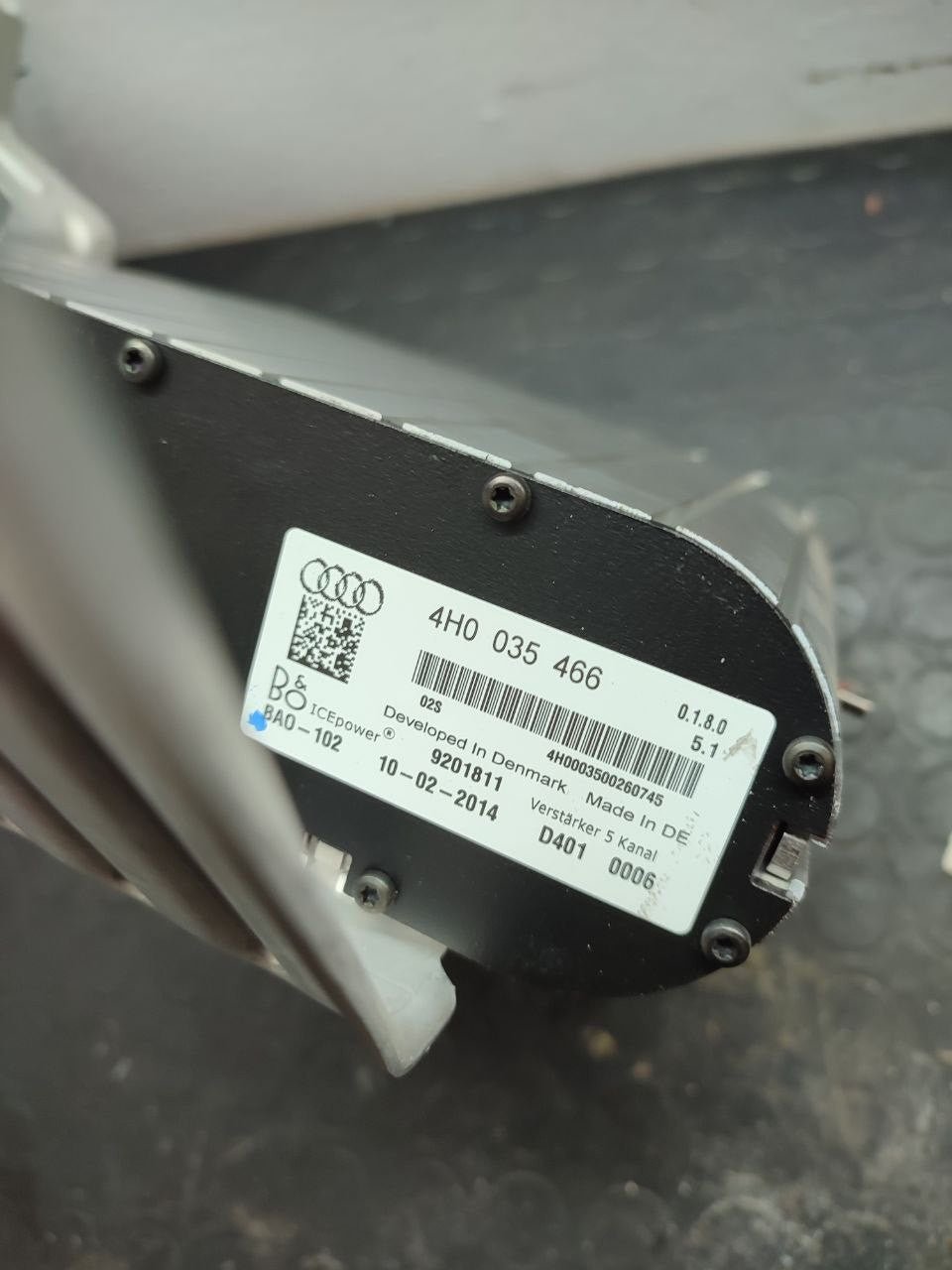 Amplificatore secondario Bang & Olufsen Audi A8 ( D4 ) cod 4h0035466