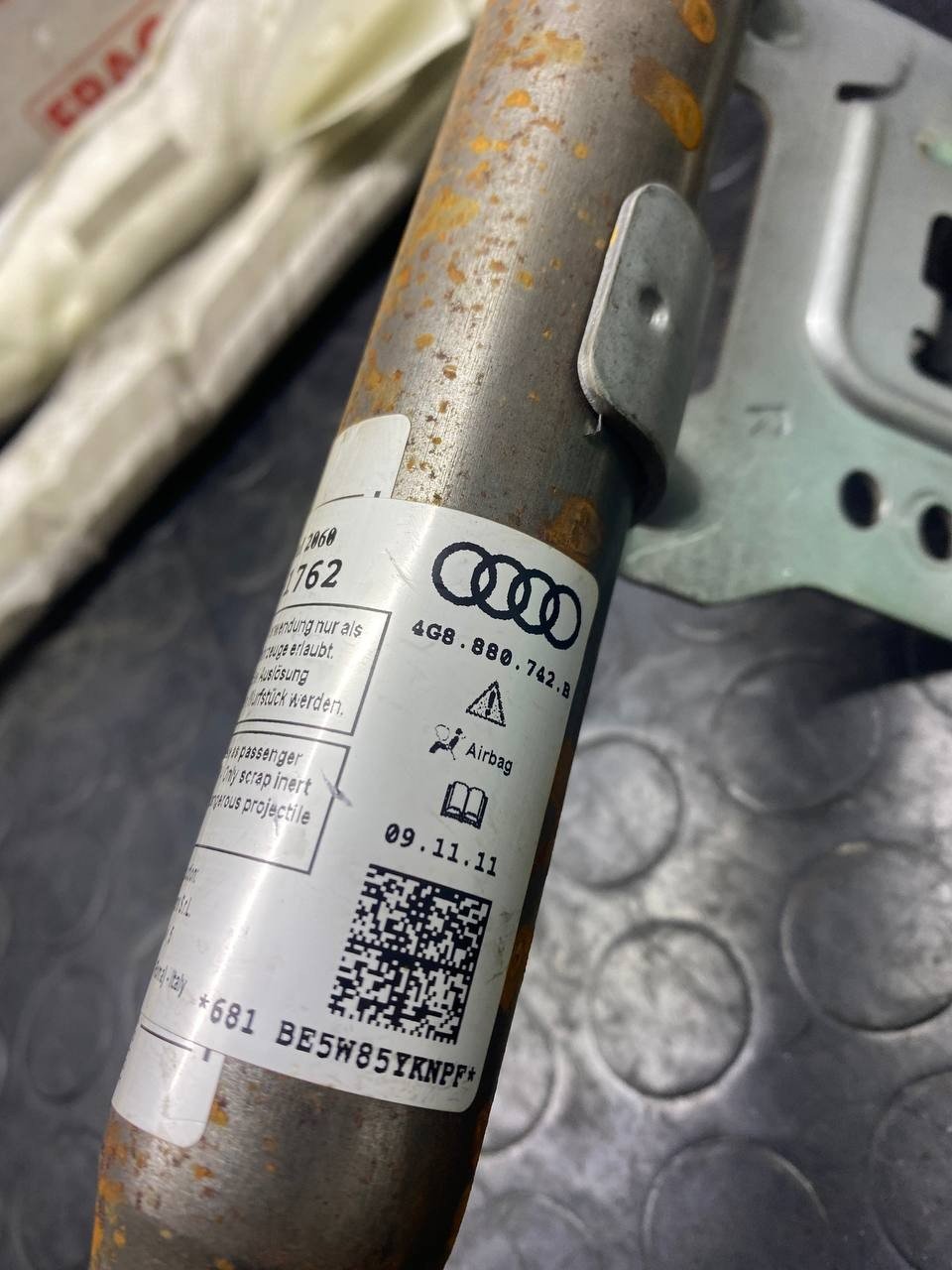 Aribag a tendina destro Audi a6 cod:bampt11765 4g98807742b - BIBA-RICAMBI