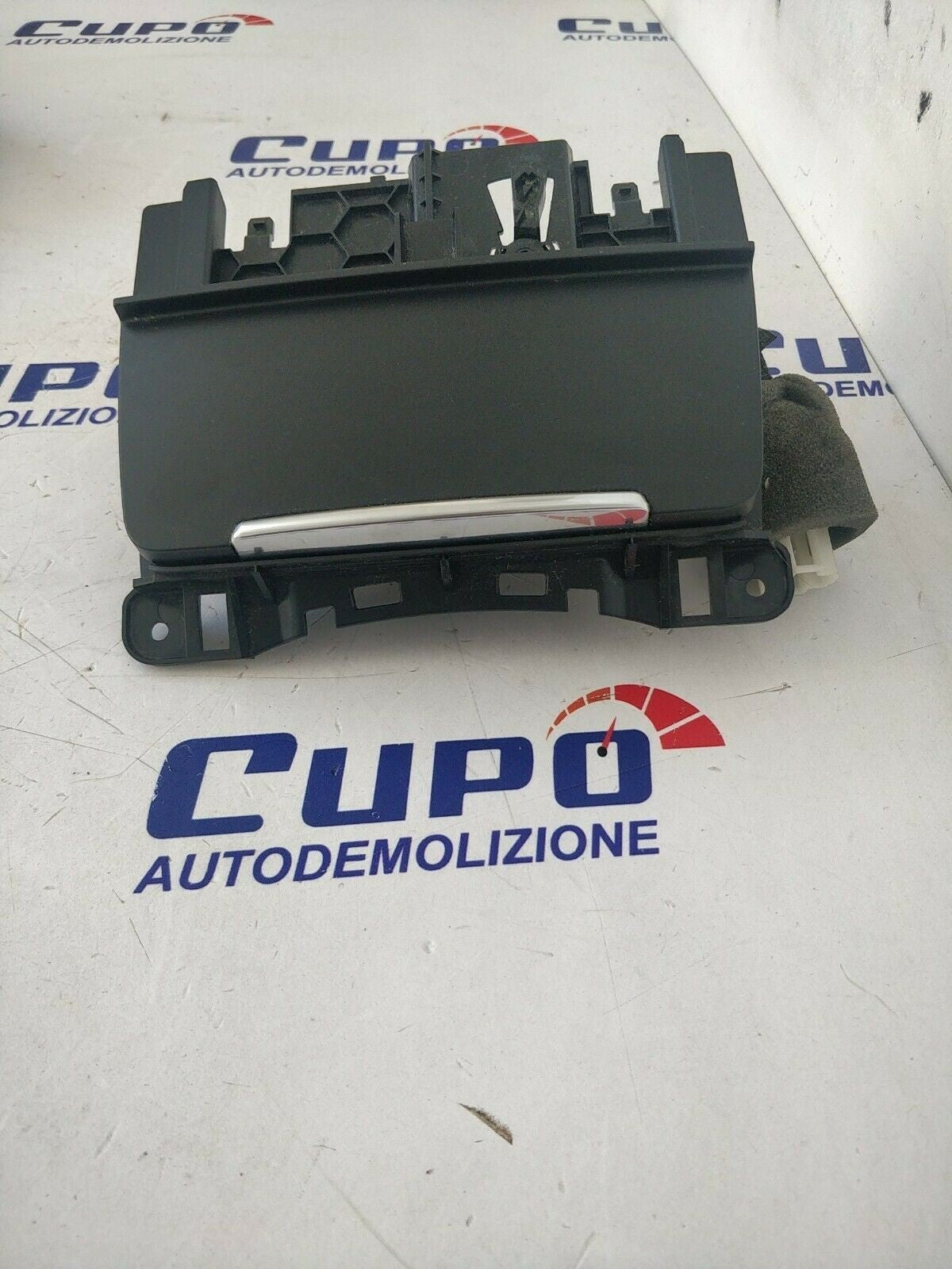 Audi A4 A5 Q5 Posacenere Con Accendisigari 8K0857951 Originale - BIBA-RICAMBI