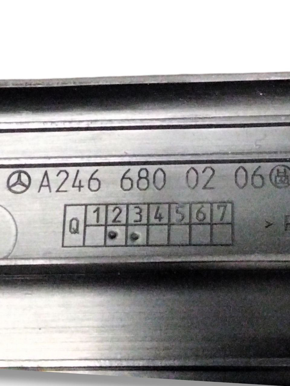 Battitacco anteriore destro Mercedes Classe B W246 (2011-2018) cod.A2466800206