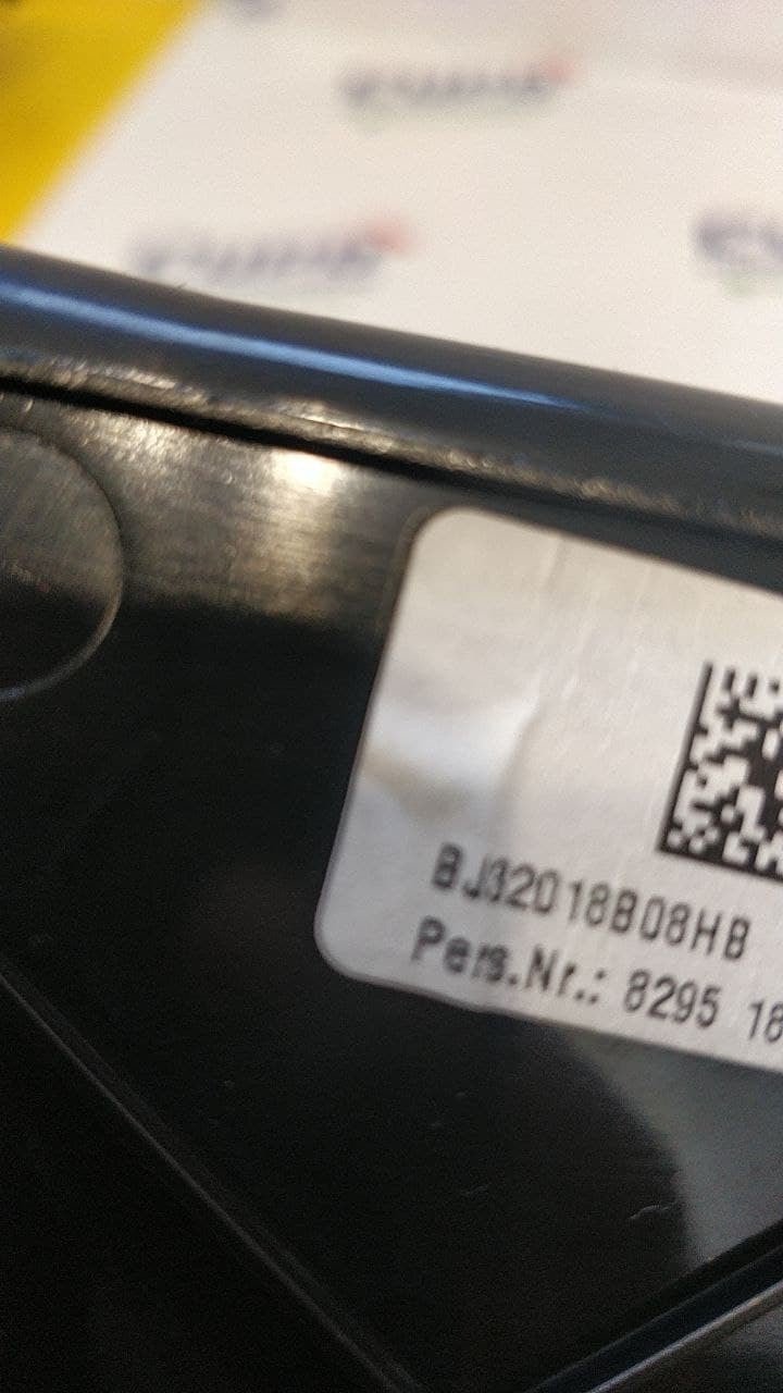 Bocchetta areazione lato destro Land Rover Evoque cod bj32018808hb
