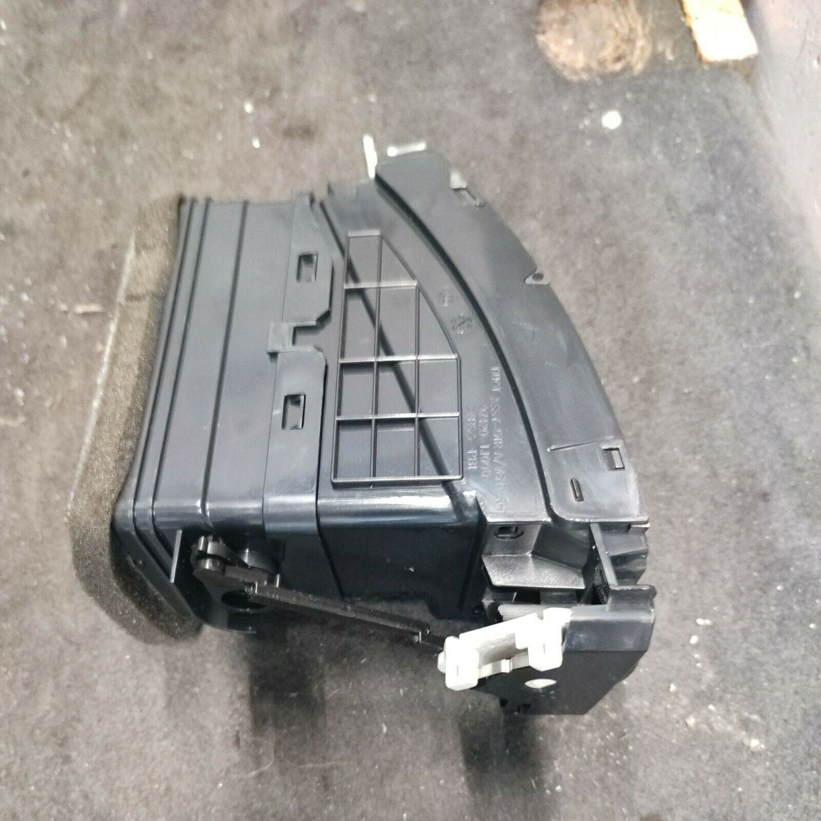 Bocchetta Aria Areazione Centrale Cruscotto Destra per HYUNDAI I20 97420-1J000