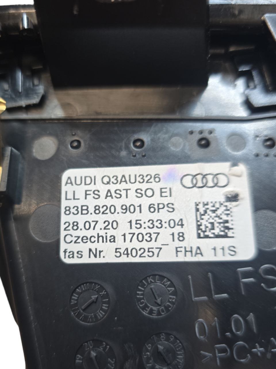 Bocchetta Aria Condizionata Sinistra Audi Q3 ( 2018 > ) Cod : 83B820901