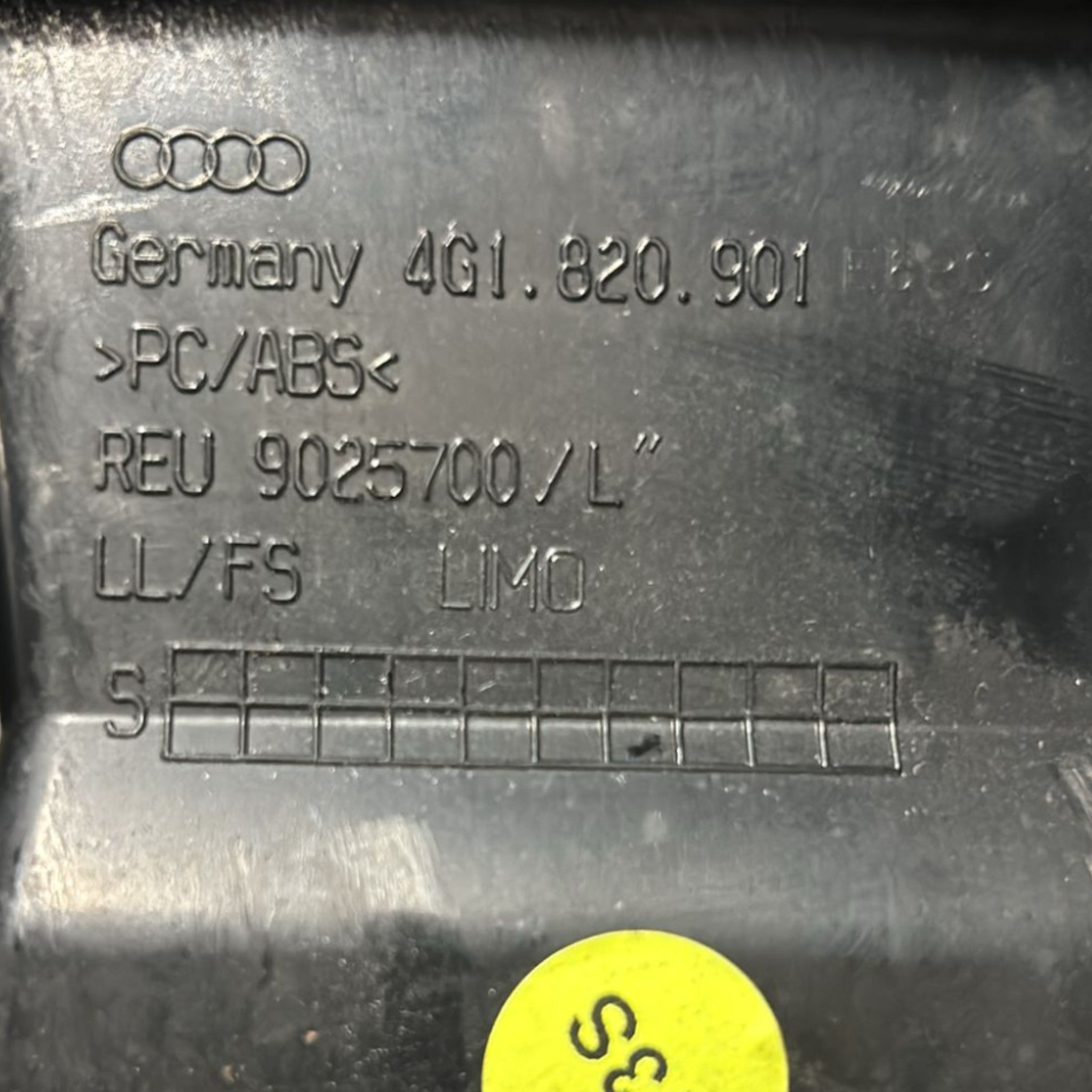 Bocchetta Aria Cruscotto lato Sinistro Audi A6 C7 cod:4G1820901 (2011 > 2018)